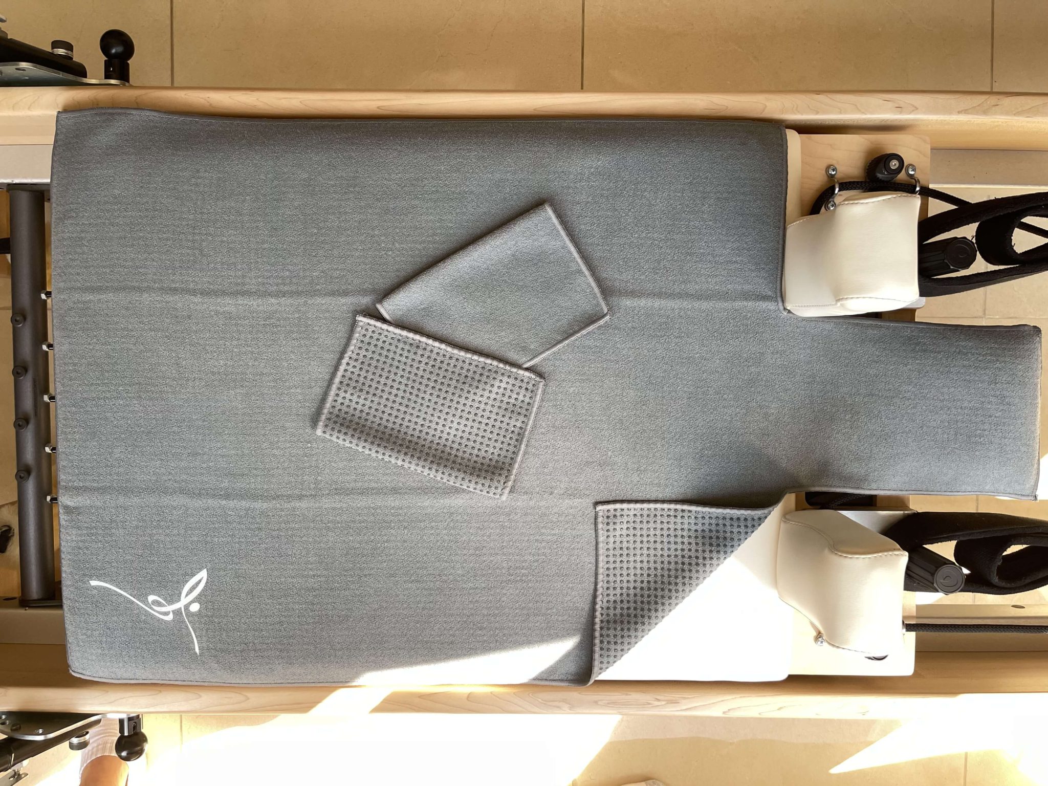 pilates dark grey